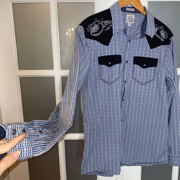 EUC Men’s Size Medium, Moon Shine Western Style Long Sleeve Snap Shirt - Picture 5 of 17